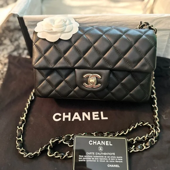 ✨ ❌SOLD❌Chanel Classic Mini Rectangle✨ - Picture 4 of 17
